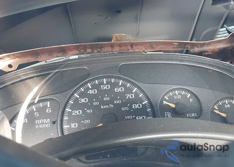 2000 Chevrolet Silverado 1500 Lt from USA, damaged, VIN 2GCEC19T2Y1140521